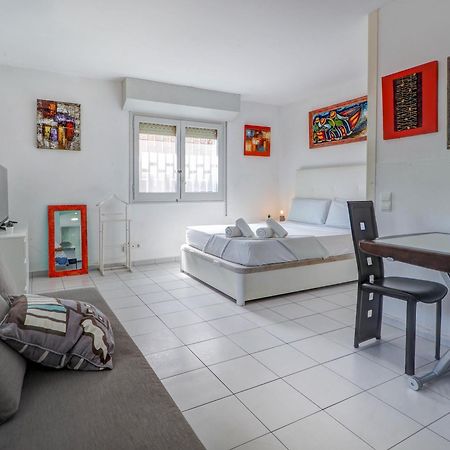 Los Globos Beach Studio By Hello Homes Sitges Exterior foto